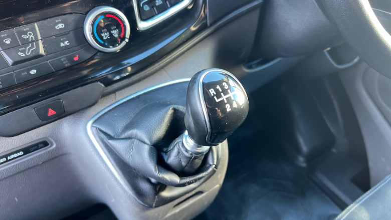 Ford Transit Custom 280 L1 Diesel Fwd 2.0 EcoBlue 130ps Low Roof Limited Van